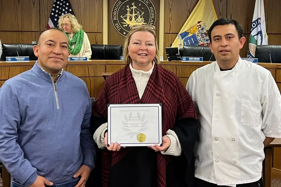 ‘Mama bear’ mayor fights ICE to free beloved NJ chef — and wins