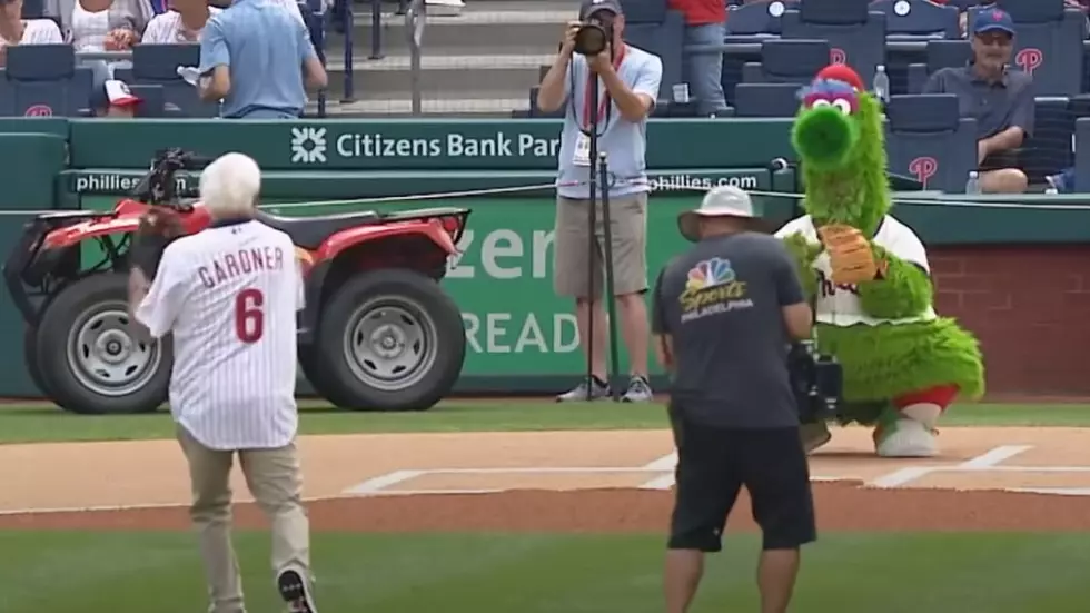 Watch Legendary Philadelphia News Anchor Jim Gardner Call Phillies Game, Throw First Pitch