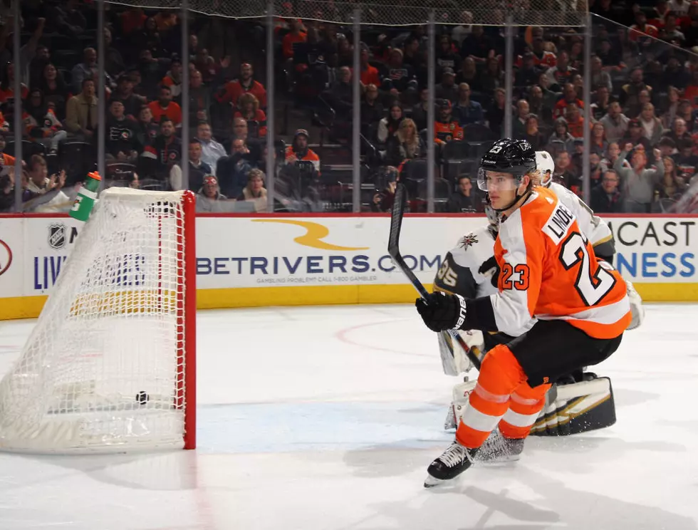 Flyers Score Four in 2nd, Roll Past Las Vegas