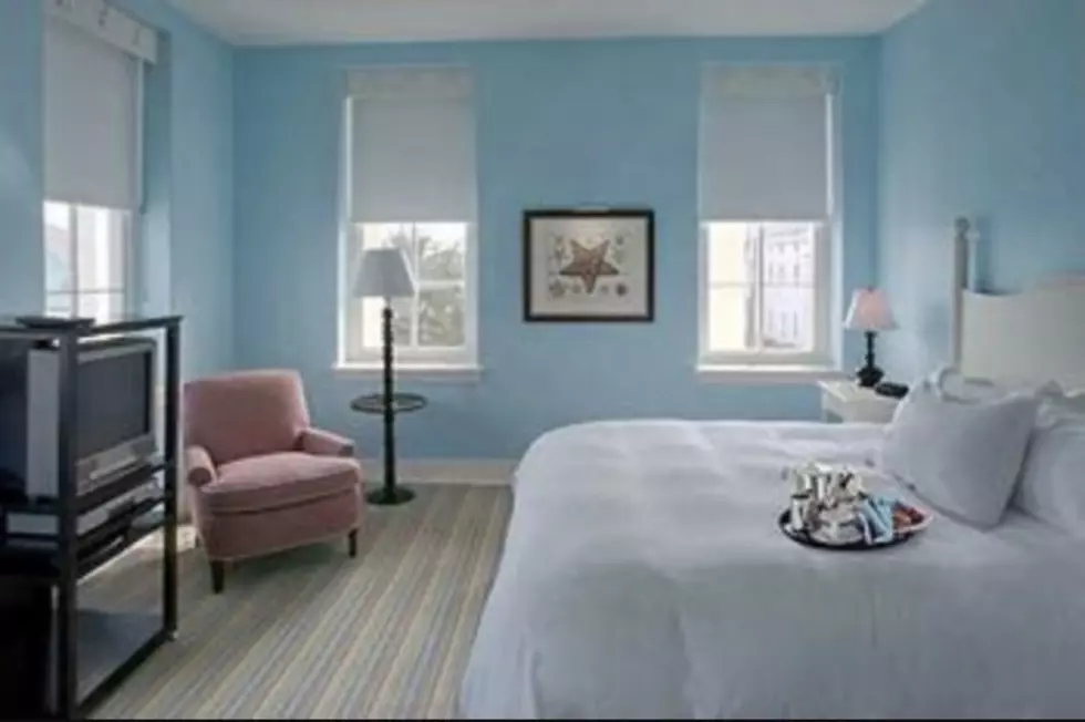 Best Hotel In Cape May, New Jersey — Rooms & Food & Beverage
